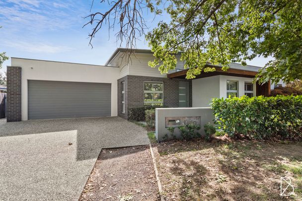 2 Blacket Street, Downer ACT 2602 - House For Rent | Domain - Photo 1