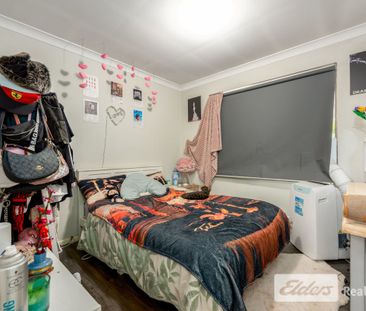 Family Living in a Cul-De-Sac - Photo 4