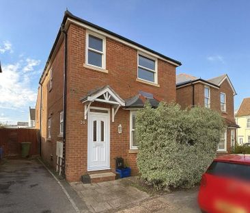 3 bedroom detached house to rent - Photo 4