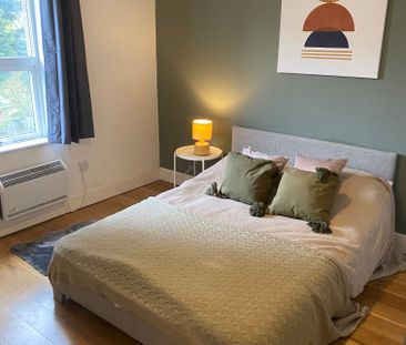 Vicarage Road 92VICR - Room 6 - Photo 2