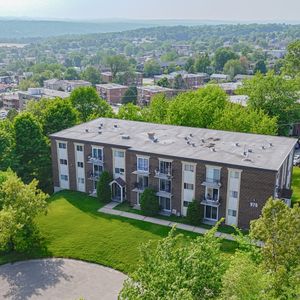 BEAU 4 ½ |CHAUFFAGE ET EAU CHAUDE - Photo 2