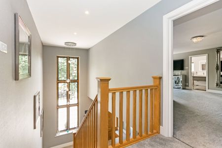 6 bedroom detached house to rent - Photo 2