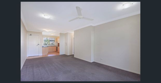 Stylish Inner City Living - Photo 1