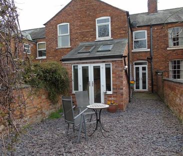 3 bedroom terraced house to rent - Photo 1