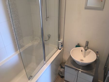 Studio Flat, Bellefields Road, SW9 - Photo 5