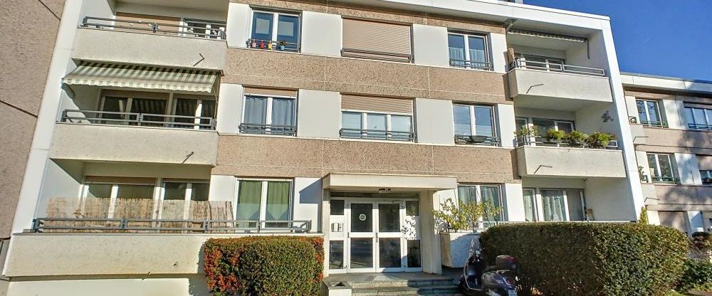 Appartement mansardé de 3 pièces au 3ème étage - Photo 1