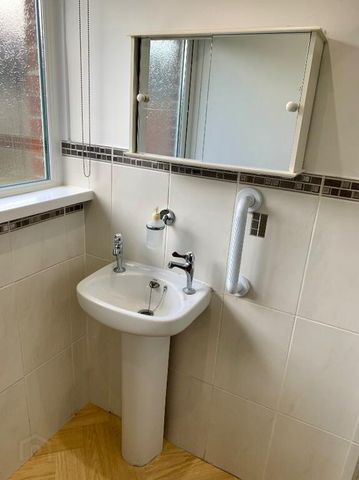 18 Carolhill Road, Glengormley, BT36 7AF - Photo 3