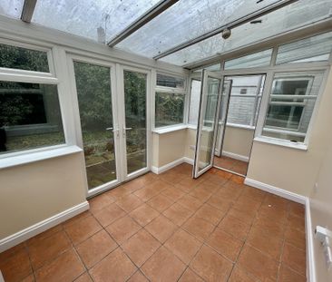 AVAILABLE NOW***LITTLEOVER***ENTRANCE HALLWAY*** FIVE DOUBLE BEDROO... - Photo 3