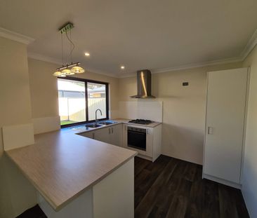 EXTRA SPECIAL FEEL - Photo 4