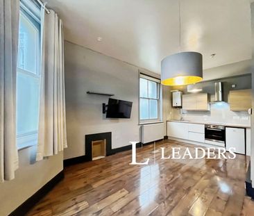 studio to rent The Drive, Hove, East Sussex, BN3 - Photo 5