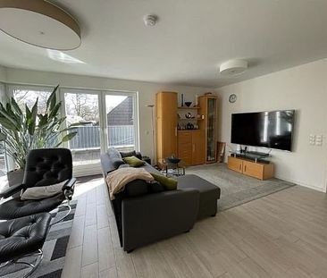 Moderne 3-Zi. Penthouse Wohnung in Lingen-CITY mit 120 mÂ² Wfl., Hausmeister, EBK, Balkon & PKW-Stellplatz! - Foto 3