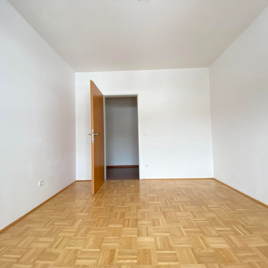 *3 MONATE MIETREDUZIERT WOHNEN*Großzügige 3-Zimmer Wohnung mit Loggia in Auberg - Foto 1