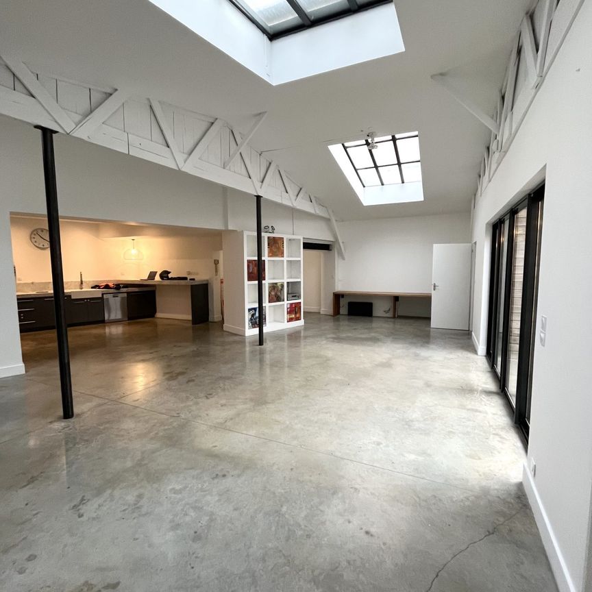 Location Appartement 7 pièces 214m² LYON 9ème - Photo 1