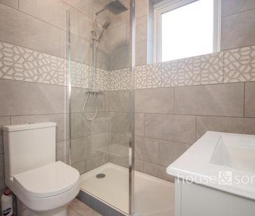 4 bedroom detached house to rent - Photo 1