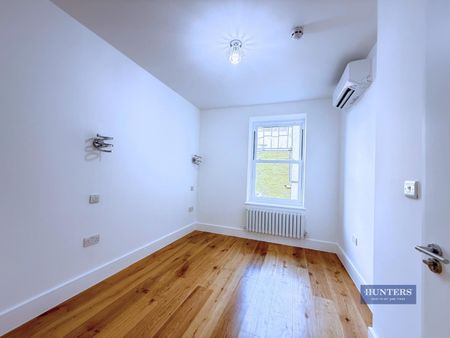 2 bedroom Flat To Let Total Size: 786 SQ FT - Photo 4