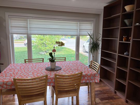 For Lease - 260 Hillside Drive, Mississauga, Ontario - Photo 1