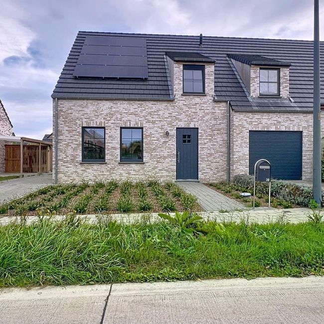 Woning te huur in De Pinte voor € 1.350 met 3 slaapkamers - Photo 1