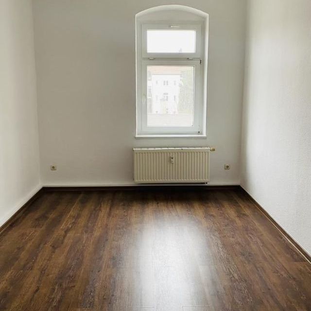 HÃ¼bsche und helle Familienwohnung wartet! - Photo 1