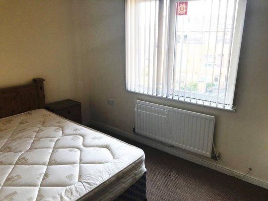 4 bedroom house to rent - Photo 1