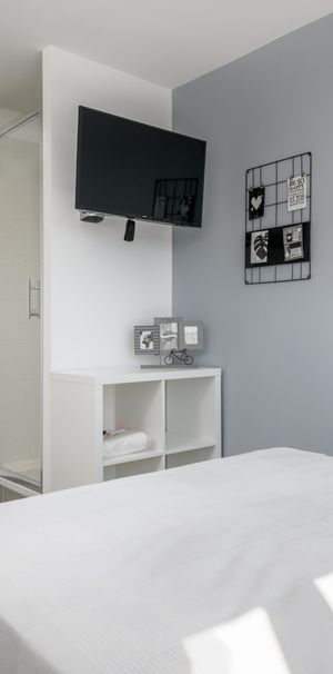 ABEL ANTOUNE Roommate 4 Bedrooms at Le Bouscat - Photo 1
