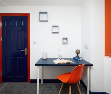 5 bedroom terraced house to rent - Photo 1