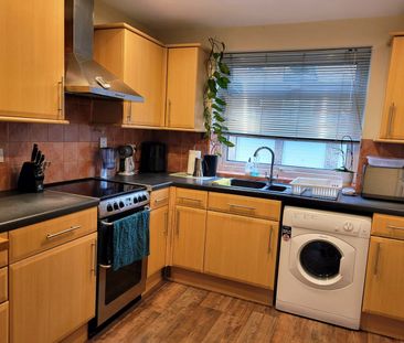 Room in a Shared House, Jenson Way, SE19 - Photo 5