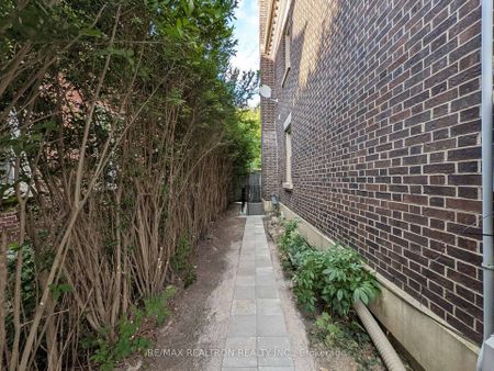 For Lease - 88 Baynards Lane, Richmond Hill, Ontario - Photo 3