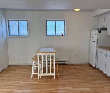 Grand 3 1/2 à louer Metro Montmorency - Photo 1