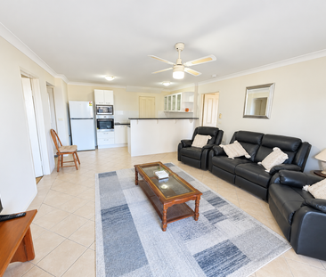 Waterfront furnished 2 Bedroom home - Photo 1