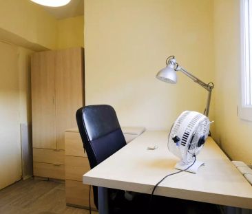 Single Bed in Room in a shared 4-bedroom apartment for rent in Geta... - Photo 6