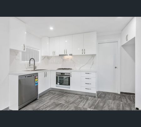 2A Dell St, Woodpark, NSW 2164 - Photo 3