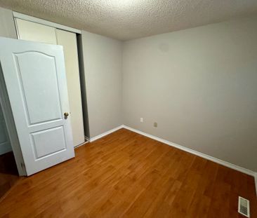 For Lease - 9 Upwood Place, Brampton, Ontario - Photo 4