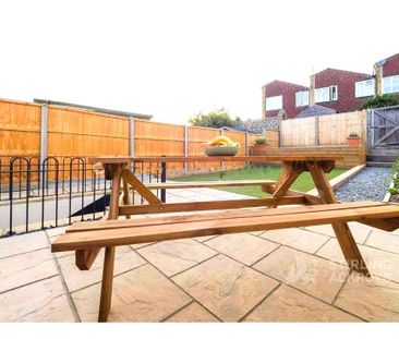 1 bedroom in a house share to rent - Photo 5