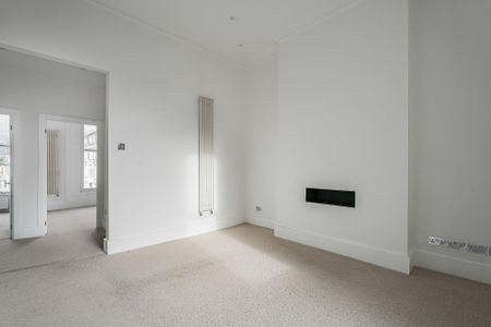 Elgin Avenue - Photo 2