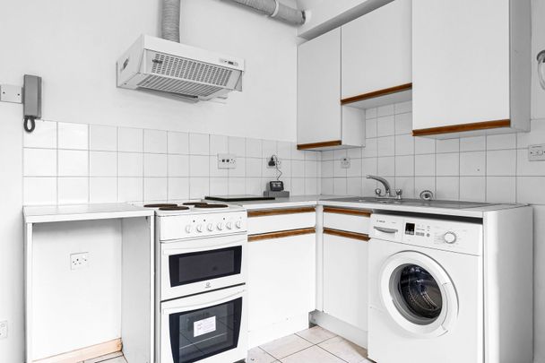 Culmington Road, London, W13 9NR - Photo 1