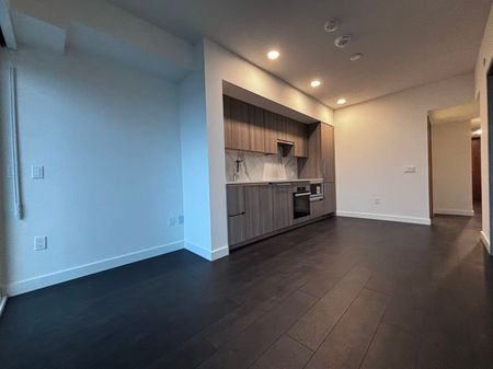 For Lease - 1 Concord Cityplace Way Unit# 4707, Toronto, Ontario - Photo 2