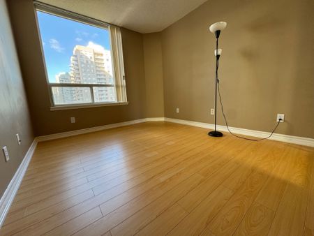 For Lease - 18 Hillcrest Avenue Unit# 1210, Toronto, Ontario - Photo 3