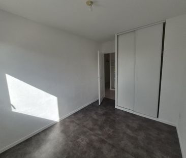 Location Appartement 3 pièces 61m² MONS EN BAROEUL 59370 - Photo 4