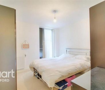 1 bedroom flat to rent - Photo 4