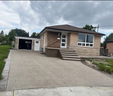 For Lease - 6 Lamella Road Unit# 2 Unit, Toronto, Ontario - Photo 2