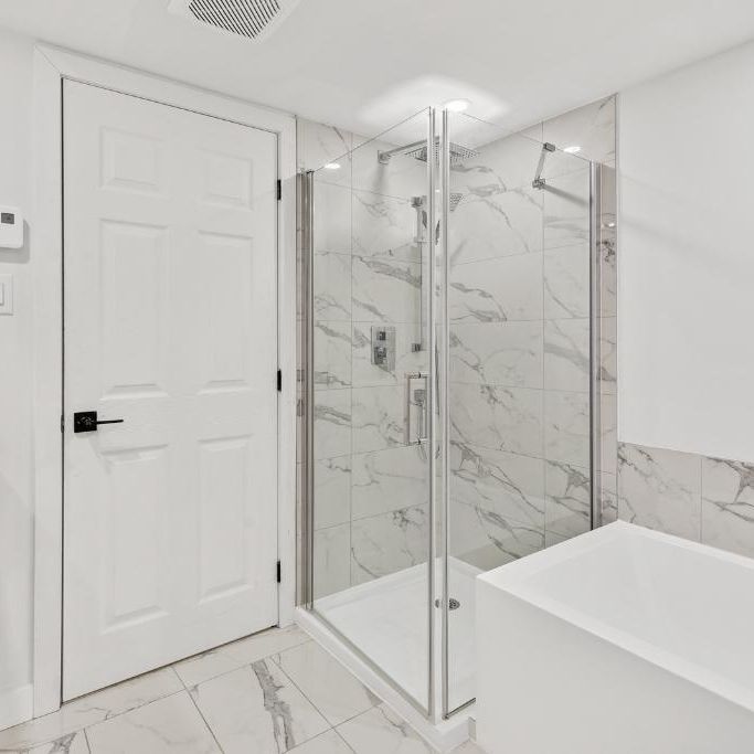 Appartement NEUF à louer à 5 min du métro Honoré - Photo 1