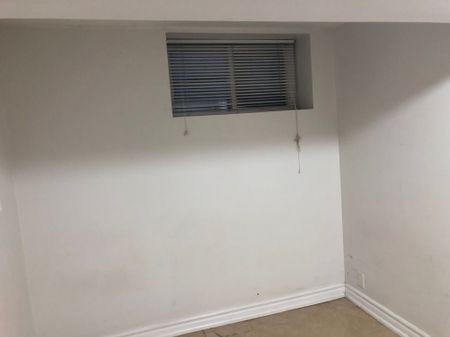 For Lease - 197 Dundas Street Unit# B, Toronto, Ontario - Photo 3