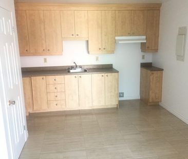 APPARTEMENT 3 ½ À LOUER - Photo 3