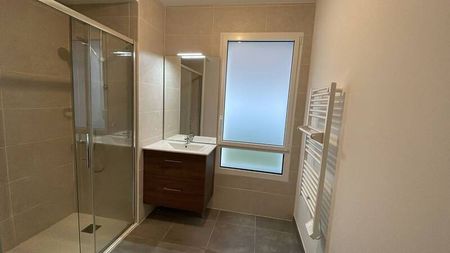 Appartement 3 pièces - - Photo 3