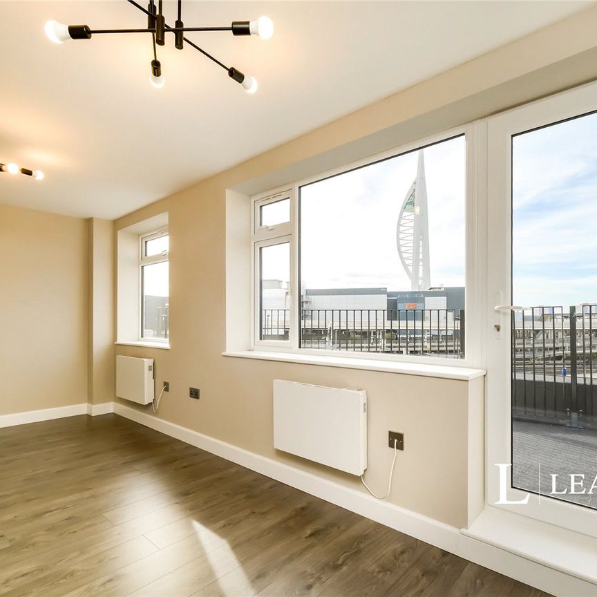 2 bedroom apartment to rent The Hard, Portsmouth, Hampshire, PO1 - Photo 1