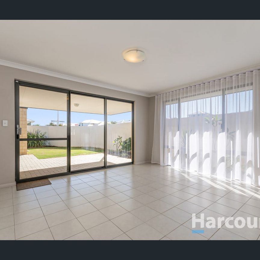 Coastal Living Meets Modern Comfort - Photo 1