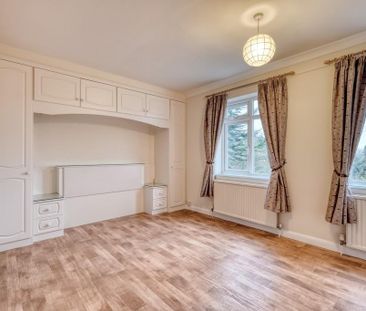 3 bedroom detached house to rent - Photo 4