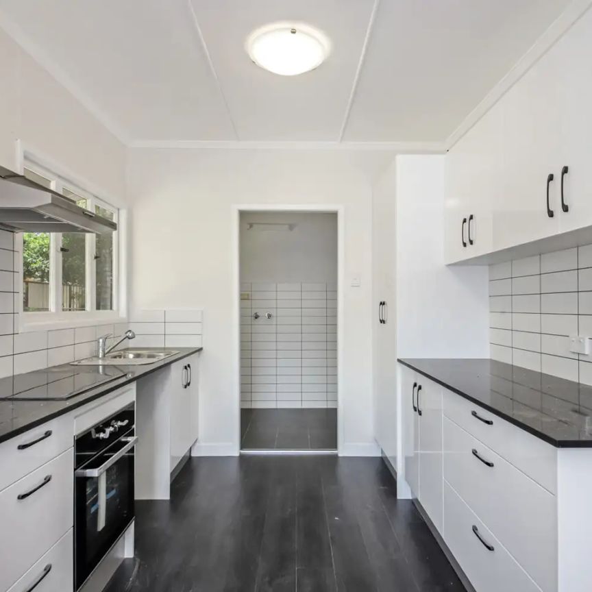 3 Pevny Street, Salisbury QLD 4107 - Photo 1