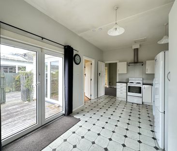 1/27 Allard St, Edgeware - Photo 2