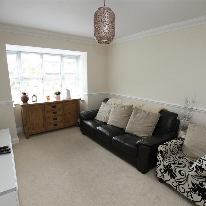 4 bedroom detached house to rent - Photo 1